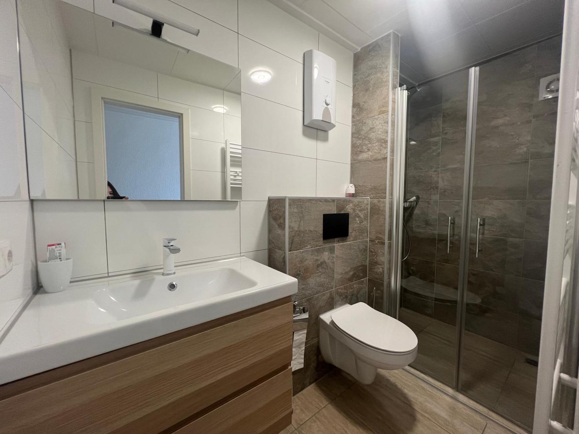 Bequemes Zimmer In Moderner Unterkunft My Pension Duisburg Ngoại thất bức ảnh