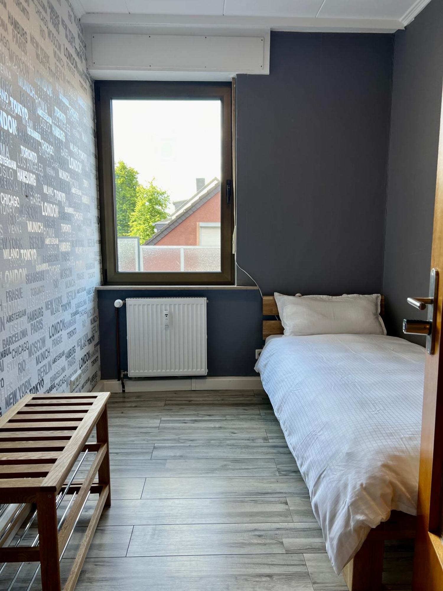 Bequemes Zimmer In Moderner Unterkunft My Pension Duisburg Ngoại thất bức ảnh