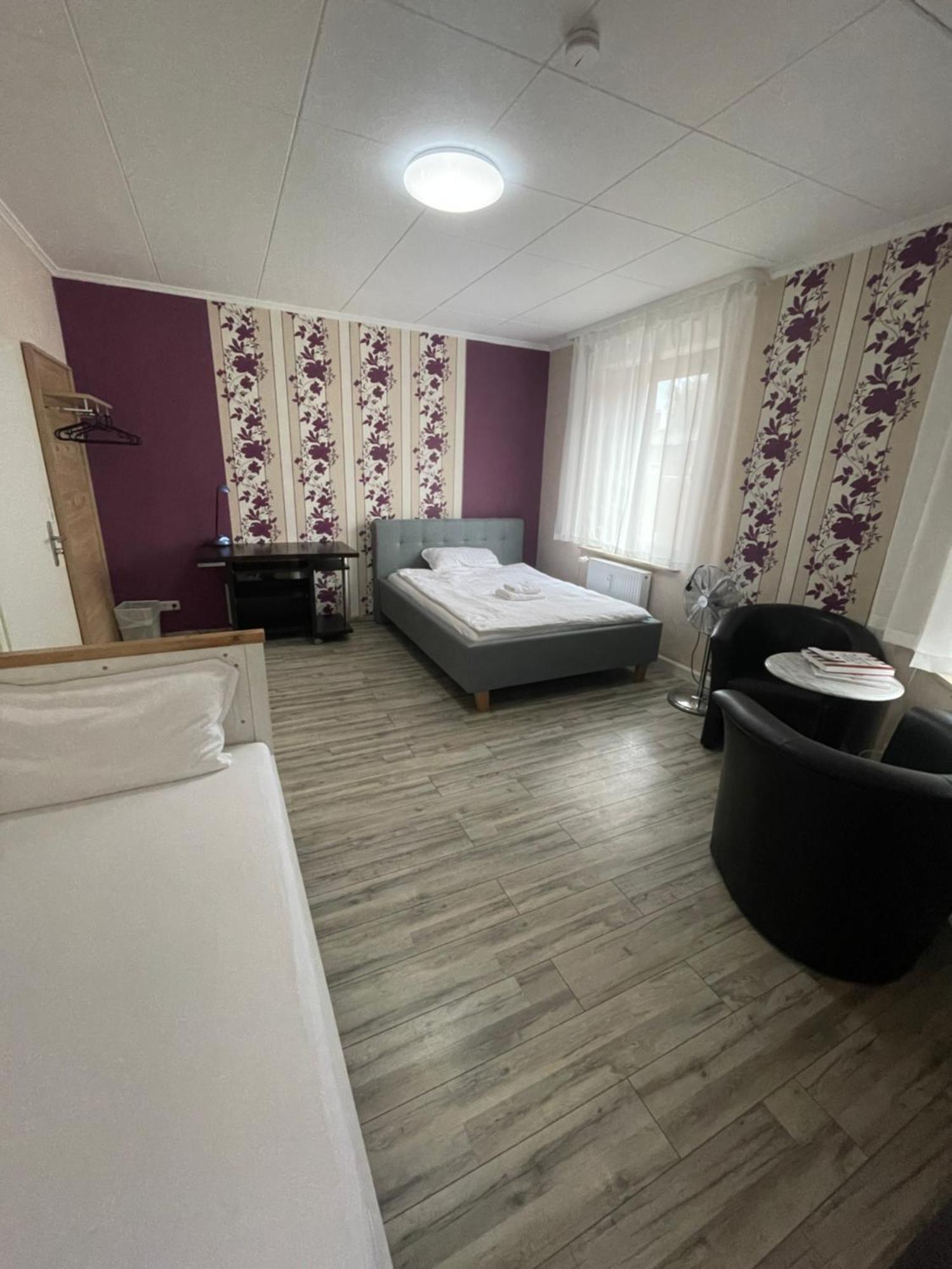 Bequemes Zimmer In Moderner Unterkunft My Pension Duisburg Ngoại thất bức ảnh